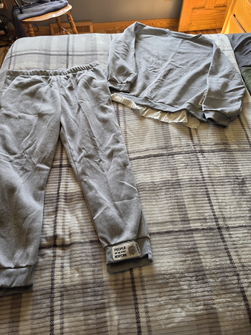 Women's Heather Gray Sweatpants - Comfortable Casual Bottoms